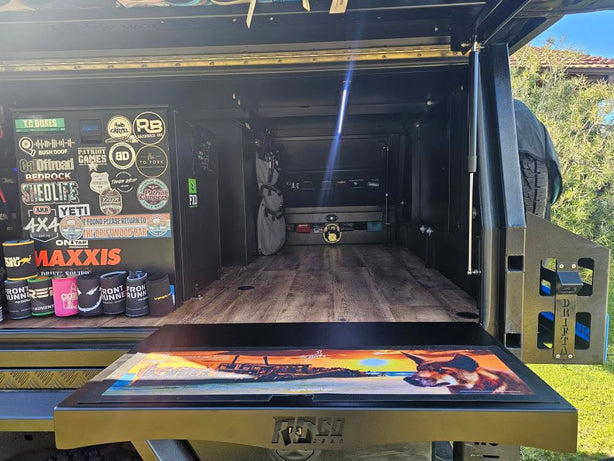 ROCO 850 Tray Flat Table